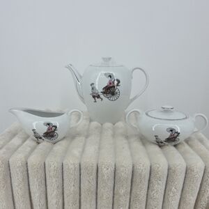 Arita Japan China Teaware With Oriental Theme